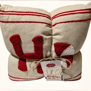 NEW 🇺🇸 St. Nicholas Square Throw Cushions from Kohl's
